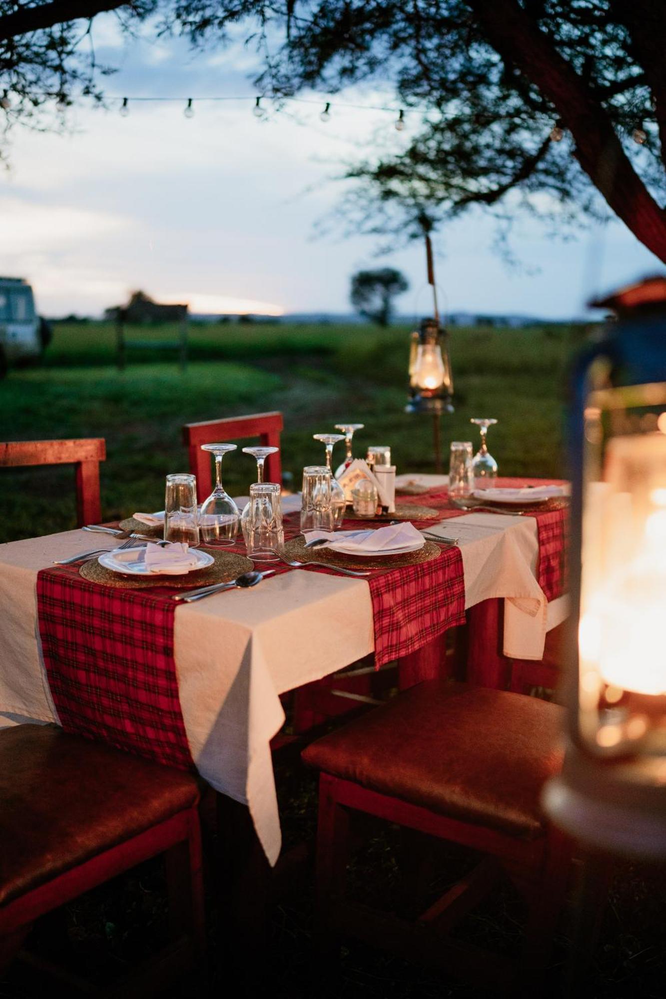 Hotel Zawadi Camp Serengeti Exterior foto