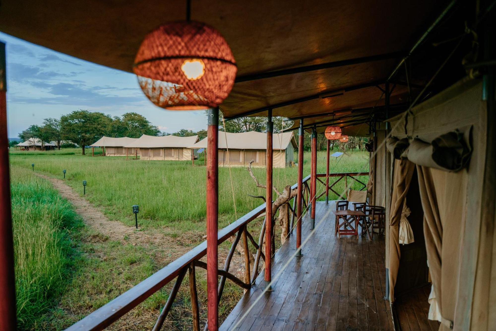 Hotel Zawadi Camp Serengeti Exterior foto